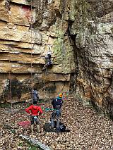 Lom Vl�� sk�la (50.3671750N, 15.6634836E), Ho�ice v Podkrkono��