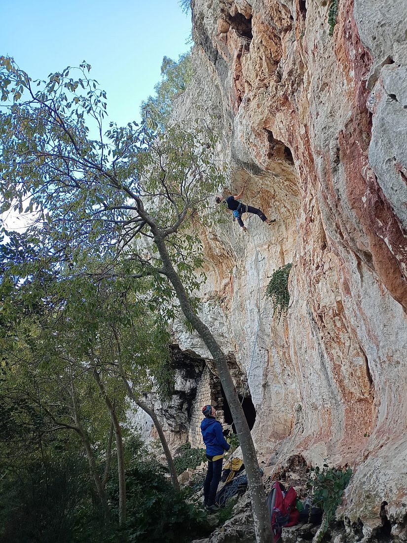 Kliknutm zavete okno.