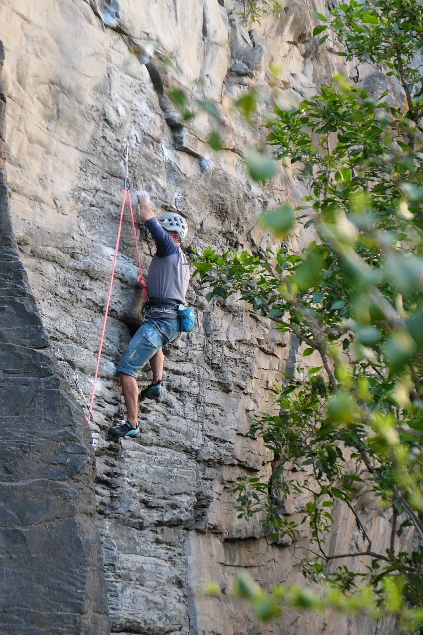 Kliknut�m zav�ete okno.