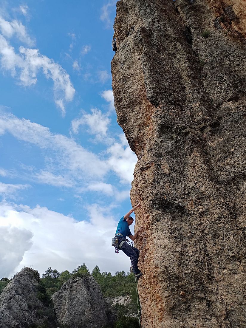 Kliknut�m zav�ete okno.