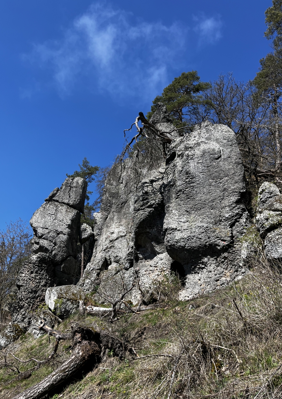 Kliknut�m zav�ete okno.