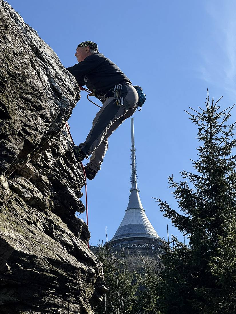 Kliknut�m zav�ete okno.