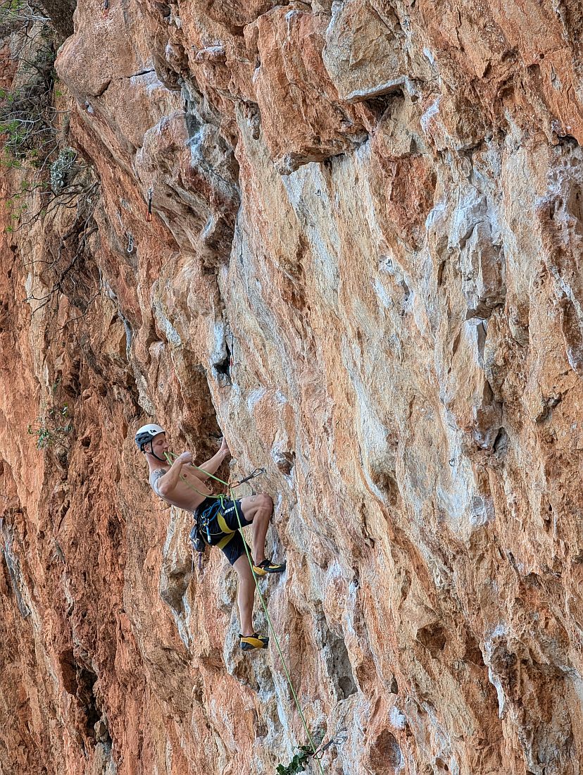 Kliknut�m zav�ete okno.