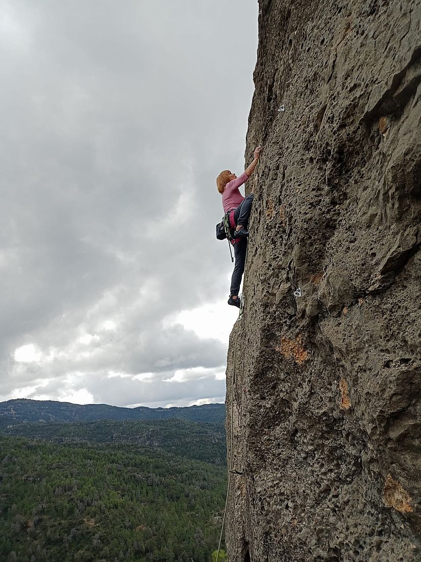 Kliknut�m zav�ete okno.